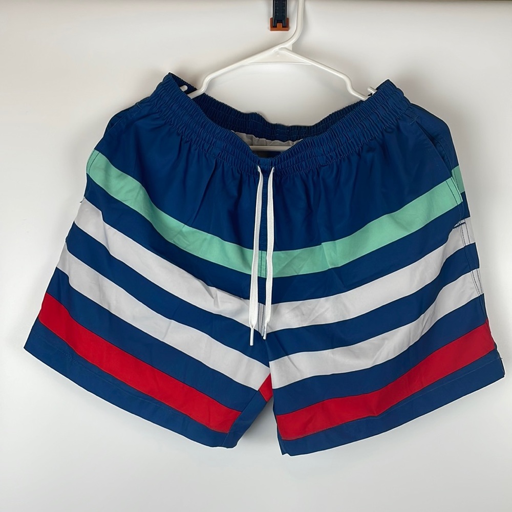 Chubbies swim trunks size medium 5.5” inseam stretch